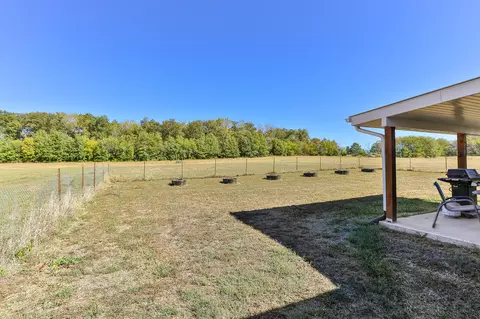 Exterior - 779 E 446th Rd, Bolivar, MO 65613 photo 8 of 12