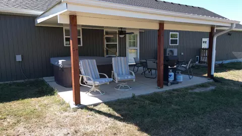 Exterior - 779 E 446th Rd, Bolivar, MO 65613 photo 6 of 12