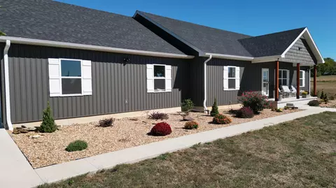 Exterior - 779 E 446th Rd, Bolivar, MO 65613 photo 2 of 12