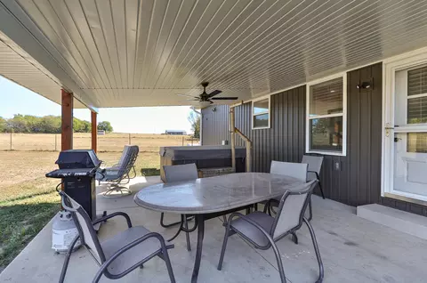 Exterior - 779 E 446th Rd, Bolivar, MO 65613 photo 7 of 12