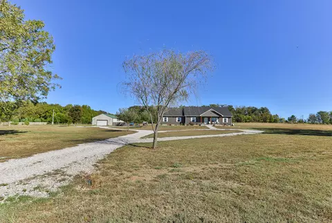 Exterior - 779 E 446th Rd, Bolivar, MO 65613 photo 12 of 12
