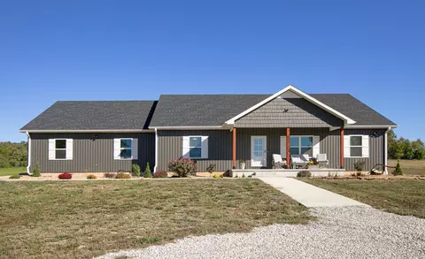 Exterior - 779 E 446th Rd, Bolivar, MO 65613 photo 11 of 12
