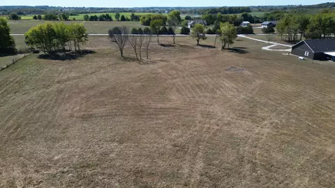 View/Area - 779 E 446th Rd, Bolivar, MO 65613 photo 4 of 5