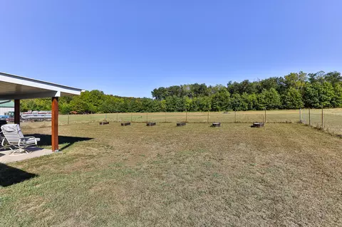 Exterior - 779 E 446th Rd, Bolivar, MO 65613 photo 9 of 12