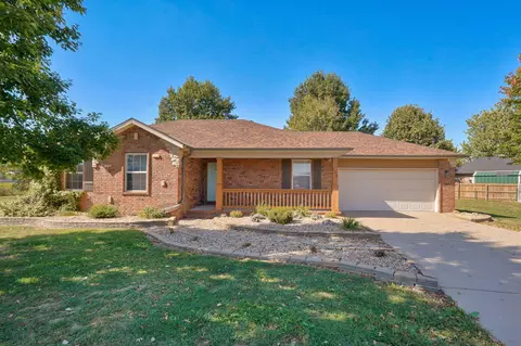 162 Pine Ridge Blvd, Rogersville, MO 65742