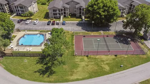 Exterior - 835 Fairview St #11, Branson, MO 65616 photo 6 of 6