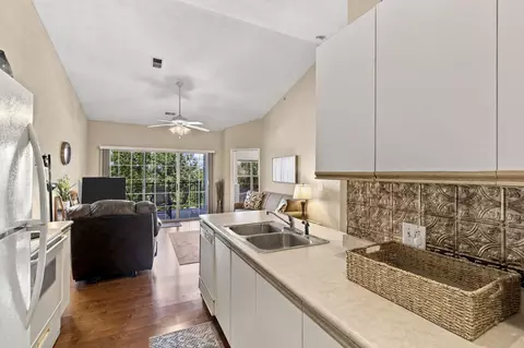 Kitchen - 835 Fairview St #11, Branson, MO 65616 photo 1 of 2