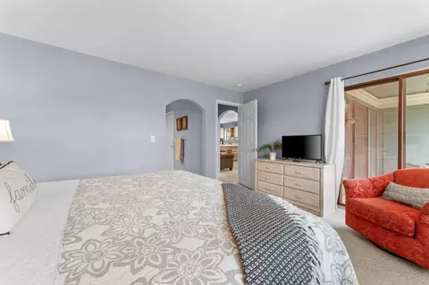 Bedroom - 2700 Green Mountain Dr #1, Branson, MO 65616 photo 3 of 9