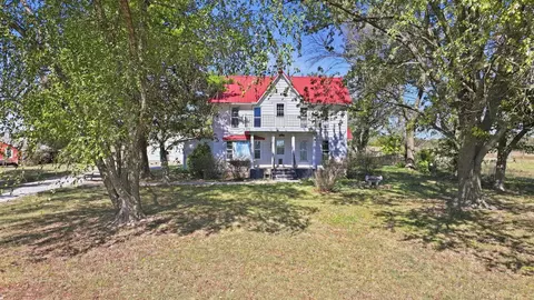 Exterior - 453 State Highway 32, Fair Play, MO 65649 photo 10 of 11
