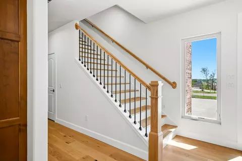 Entry Way - 1755 W Gaslight Dr, Springfield, MO 65810 photo 5 of 5