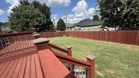 Exterior - 940 Bradford Ct, Marshfield, MO 65706 photo 6 of 8