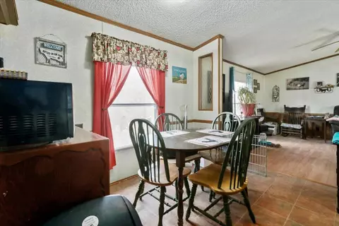 Dining - 10139 State Highway Ff, Zanoni, MO 65784 photo 1 of 1