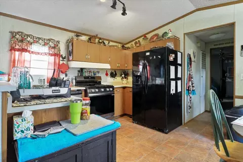 Kitchen - 10139 State Highway Ff, Zanoni, MO 65784 photo 1 of 2