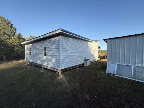 Exterior - 573 County Road Ab-230, Ava, MO 65608 photo 4 of 12