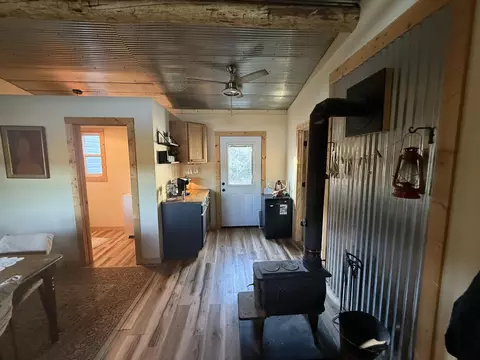 Entry Way - 573 County Road Ab-230, Ava, MO 65608 photo 1 of 1