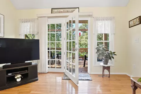 Entry Way - 4307 N Willow Rd, Ozark, MO 65721 photo 2 of 4