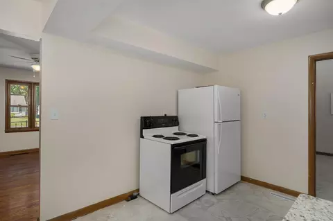 Kitchen - 1838 S Kimbrough Ave, Springfield, MO 65807 photo 1 of 2