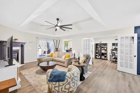 Living - 509 Willowdale Ct, Nixa, MO 65714 photo 1 of 3