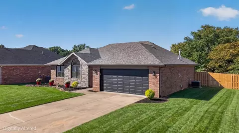 Exterior - 509 Willowdale Ct, Nixa, MO 65714 photo 5 of 11