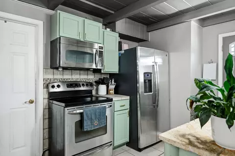 Kitchen - 442 S Prince Ln, Springfield, MO 65802 photo 3 of 3