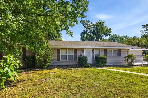 Exterior - 442 S Prince Ln, Springfield, MO 65802 photo 3 of 8