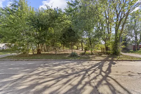 1872 N Boonville Ave, Springfield, MO 65803 photo 7