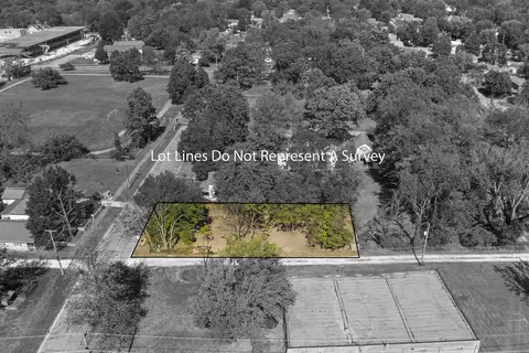1872 N Boonville Ave, Springfield, MO 65803 photo 2