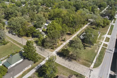 1872 N Boonville Ave, Springfield, MO 65803 photo 9