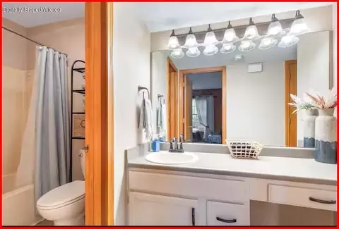 Bath - 2 Cabin Ct #2, Branson, MO 65616 photo 1 of 2