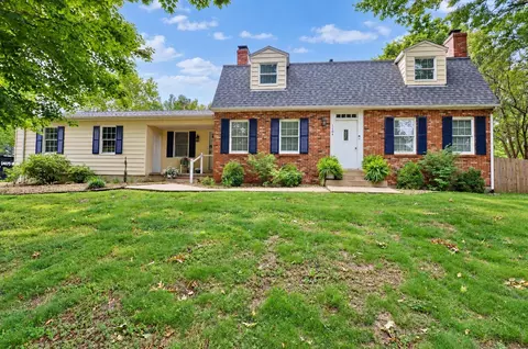 1104 Indian Creek Dr, Lebanon, MO 65536