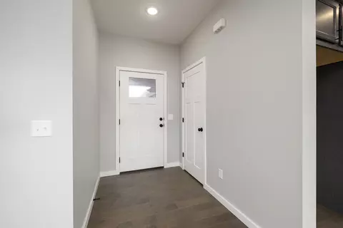 Entry Way - 753 E Penzance Cir, Nixa, MO 65714 photo 1 of 3