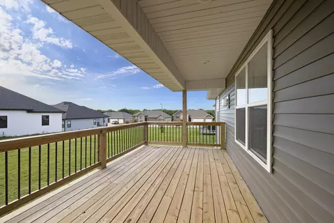 Exterior - 753 E Penzance Cir, Nixa, MO 65714 photo 3 of 4