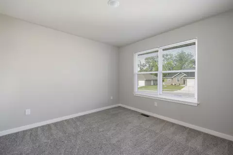 Bedroom - 753 E Penzance Cir, Nixa, MO 65714 photo 6 of 9