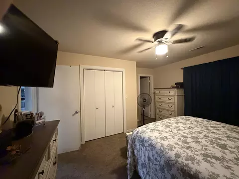 Bedroom - 903 N Alberta St, Buffalo, MO 65622 photo 4 of 5