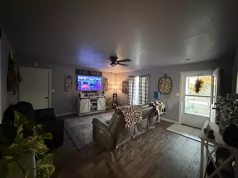 Other - 903 N Alberta St, Buffalo, MO 65622 photo 2 of 9