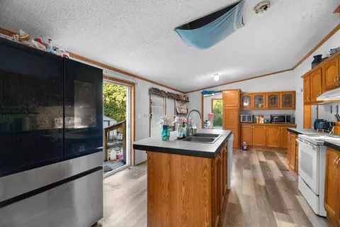 Kitchen - 232 Steven Ln, Reeds Spring, MO 65737 photo 1 of 3