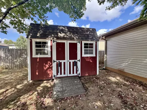 Exterior - 425 S Canton Ave, Springfield, MO 65802 photo 7 of 8