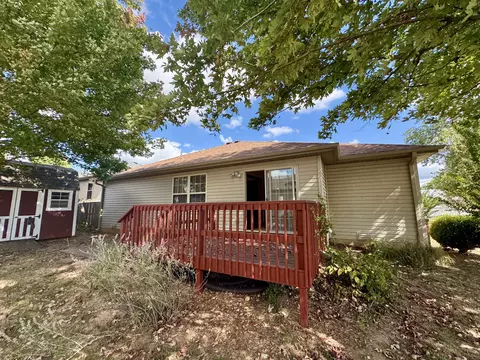 Exterior - 425 S Canton Ave, Springfield, MO 65802 photo 4 of 8