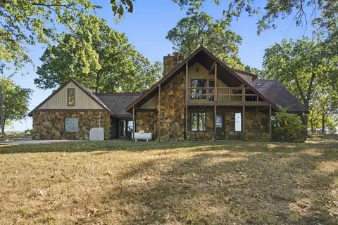 12940 W Farm Rd 34, Ash Grove, MO 65604