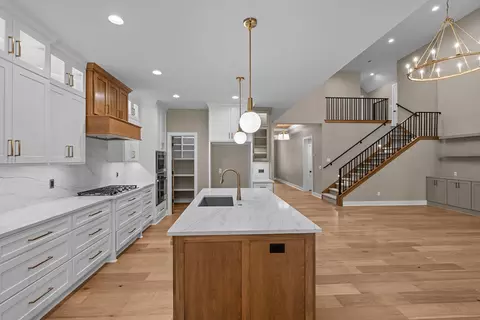 Kitchen - 5786 S Brightwater Trl, Springfield, MO 65810 photo 3 of 3