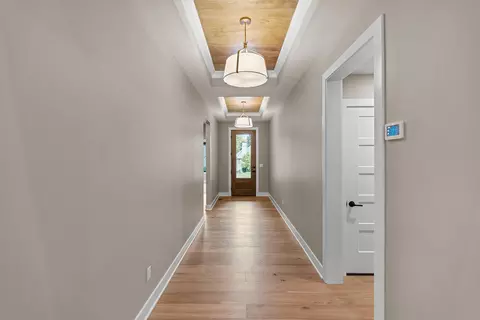Entry Way - 5786 S Brightwater Trl, Springfield, MO 65810 photo 2 of 6