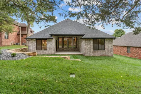 Exterior - 5786 S Brightwater Trl, Springfield, MO 65810 photo 7 of 9