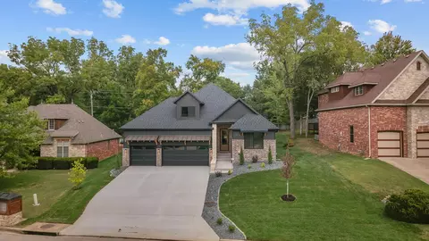 Exterior - 5786 S Brightwater Trl, Springfield, MO 65810 photo 3 of 9