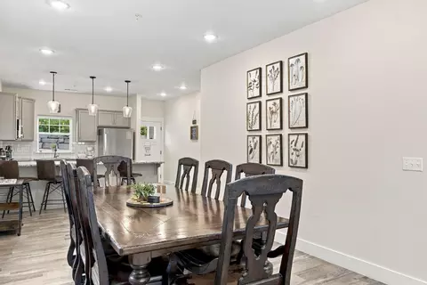 Dining - 107 Chateau Mountain Ln, Branson, MO 65616 photo 2 of 2