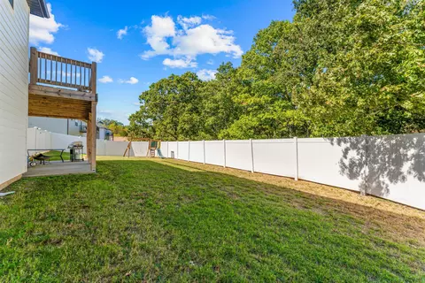 Exterior - 525 Emory Creek Blvd, Branson, MO 65616 photo 3 of 6