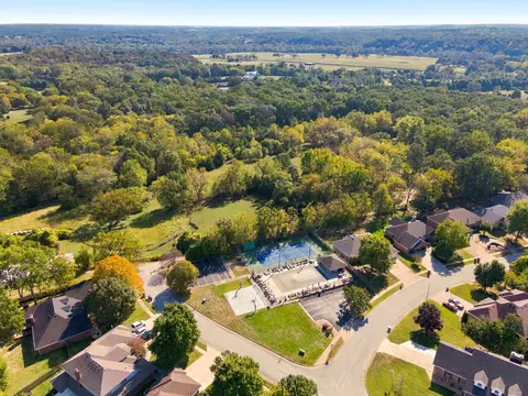 View/Area - 2113 S Pin Oak Dr, Springfield, MO 65809 photo 10 of 10