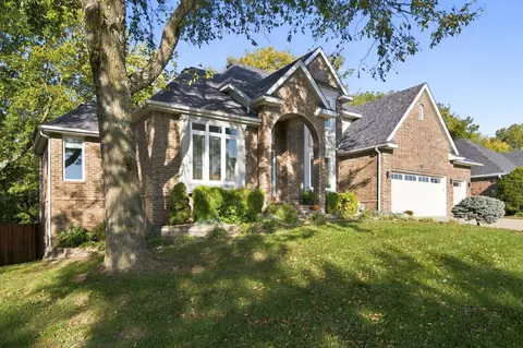 Exterior - 2113 S Pin Oak Dr, Springfield, MO 65809 photo 14 of 14