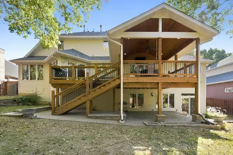 Exterior - 2113 S Pin Oak Dr, Springfield, MO 65809 photo 5 of 14