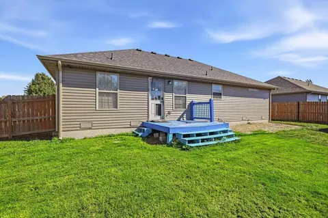 Exterior - 1239 N Andre Ave, Republic, MO 65738 photo 3 of 4