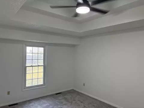 Bedroom - 3651 S Meadowlark Ave, Springfield, MO 65807 photo 3 of 11